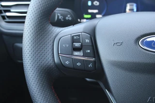 Ford Kuga Ford Kuga 2.5 FHEV ST-Line 190pk | SYNC 4 Navigatie | Achteruitrijcamera | Geen stekker nodig | 1.650pk trekgewicht - afbeelding nr 21