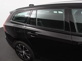 Volvo V60 Volvo V60 2.0 B3 Automaat Momentum | Navigatie | Wegklapbare Trekhaak | Climate Control | Blis | Parkeer sensoren | Cruise Control | Lichtmetalen Velgen - afbeelding nr 26