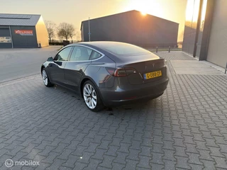 Tesla Model 3 Tesla Model 3 Standard RWD Plus 60 kWh Grijs AUTOPILOT Trekhaak Inclusief BTW SOH 86.8% - afbeelding nr 4
