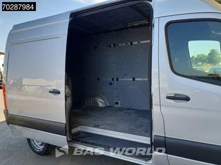 Mercedes-Benz Sprinter Mercedes Sprinter 315 CDI Automaat L2H2 Airco Camera MBUX CarPlay Parkeersensoren Euro6 L2 12m3 Airco - afbeelding nr 7