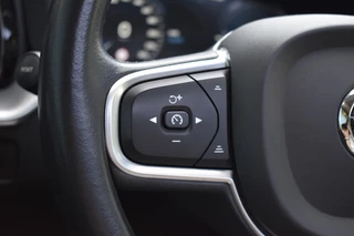 Volvo XC60 Volvo XC60 2.0 T8 TE AWD / EL. A-KLEP / P.DAK / ADAP. CRUISE - afbeelding nr 19