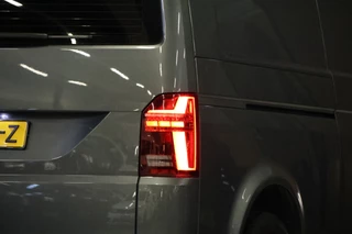 Volkswagen Transporter | 3-Zitter | Marge | BTW & BPM Vrij | Dealer onderhouden | Nieuwe distributieriem - afbeelding nr 24