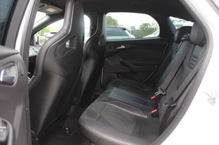 Ford Focus Ford Focus 2.3 RS / Milltek / Recaro Schaalstoelen / Camera / 19'' / Stuurverwarming / DAB / Cruise Control - afbeelding nr 11