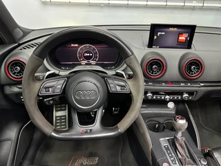 Audi RS3 Audi RS3 Sportback 2.5 TFSI Quattro - afbeelding nr 15