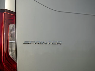 Mercedes-Benz Sprinter Mercedes-Benz Sprinter 316 2.2 CDI L2H2 7G-tronic | Distronic | LED | Gr.lichtass. | Standkachel | Lane Assist | Leer | Stoelverwarming | 17