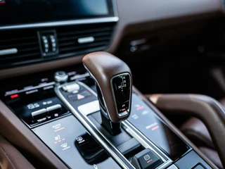 Porsche Cayenne Porsche Cayenne 3.0 E-Hybrid|PANO|SPORT CHRONO|360°|ACC|22'' - afbeelding nr 27