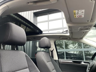 Volkswagen Touran Volkswagen Touran 1.4 TSI AUT. R-Line PANORAMADAK|ADAPTIEF CRUISE CONTROL|SFEERVERLICHTING|STOELVERWARMING|ELEKTRISCHE KOFFERKLEP|SFEERVERLICHTING|1E EIGENAAR - afbeelding nr 15