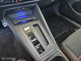 Volkswagen Golf Volkswagen Golf 2.0 TSI GTI - afbeelding nr 19