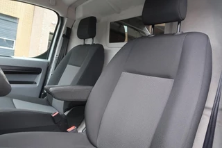 Toyota ProAce Toyota ProAce Worker 1.6 D-4D MARGE|NAVIGATIE|KEYLESS|TREKHAAK|CAMERA|CLIMATE-AIRCO|DEALER ONDERHOUDEN - afbeelding nr 27