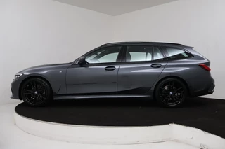 BMW 3 Serie BMW 3-serie Touring 320i High Executive (PANORAMADAK, TREKHAAK WEGKLAPBAAR, CAMERA, NAVIGATIE, NL-AUTO, DEALER ONDERHOUDEN) - afbeelding nr 2