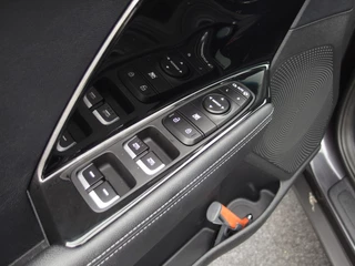 Kia Niro Kia Niro 1.6 GDi Hybrid DynamicPlusLine TREKHAAK / LEDER / STOELVERW / STUURVERW / FULL LED / CAMERA / PDC / BLUETOOTH / ACC / NL-AUTO - afbeelding nr 30