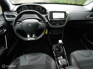 Peugeot 2008 Peugeot 2008 GT LINE 1.2 130 PK - Navigatie - Camera - afbeelding nr 12
