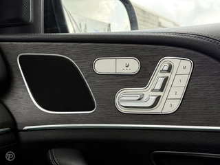 Mercedes-Benz GLE Mercedes-Benz GLE-klasse 300 d 4MATIC AMG Panoramadak Trekhaak Luchtvering Rondomzicht Camera - afbeelding nr 28