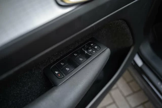 Volvo XC40 Volvo XC40 1.5 T5 Twin Engine Momentum Pro Leder Trekhaak - afbeelding nr 21