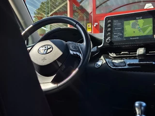Toyota C-HR Toyota C-HR 2.0 Hybrid Automaat Dynamic | Parkeersensoren | Cruise - afbeelding nr 17