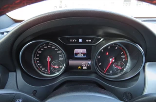 Mercedes-Benz CLA Mercedes-Benz CLA 180 AMG LINE / AUT. / CAMERA / 59.875 KM NAP - afbeelding nr 19