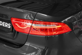 Jaguar XE Jaguar XE 2.0 D Pure Leder Panorama - afbeelding nr 34