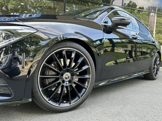 Mercedes-Benz CLA Mercedes-Benz CLA Shooting Brake 200 AMG // Panoramadak // Sfeerverlichting // Privacy Glas // 19