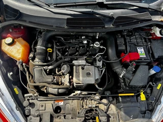 Ford Fiesta Ford Fiesta 1.0 EcoBoost Red Edition 140PK CLIMA 17 INCH PDC NAP APK 6-2026 - afbeelding nr 29