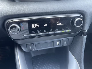 Toyota Yaris Toyota Yaris 1.5 Hybrid Dynamic - afbeelding nr 13