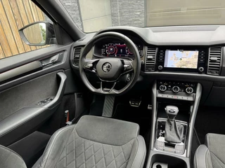 Škoda Kodiaq Skoda Kodiaq 1.5 TSI Sportline Automaat | Trekhaak uitklapbaar | Navigatiesysteem | Stoelverwarming | Stuurverwarming | Getint glas | Cruise control | 20 inch lichtmetalen velgen | Achteruitrijcamera | Parkeersensoren voor en achter - afbeelding nr 7