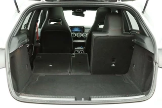 Mercedes-Benz A-Klasse Mercedes Aklasse 200 Widescreen AMG Leder Pano Velgen 163pk - afbeelding nr 37