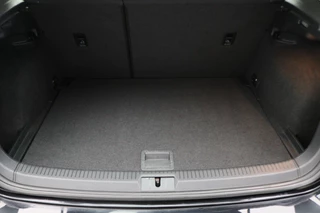 Volkswagen Golf Volkswagen Golf 1.0 TSI Edition Airco, Navigatie, Bluetooth, Elektrisch Pakket, USB/AUX, 15'' - afbeelding nr 14