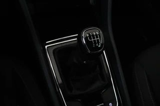 Škoda Karoq Skoda Karoq 1.0 TSI Clever Edition (PARKEERSENSOREN, CRUISE CONTROL, ACHTERUITRIJCAMERA, STOELVERWARMING, NAVIGATIE, NL-AUTO) - afbeelding nr 23