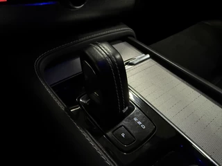 Volvo XC90 PANO/B&W/TREKHAAK/HEAD-UP/22