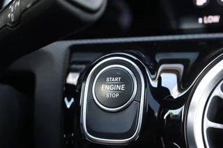 Mercedes-Benz A-Klasse Mercedes-Benz A-Klasse 250 e Business Solution AMG Limited NL-Auto!! Matrix I SfeerverL. I Adap.Cruise - afbeelding nr 33