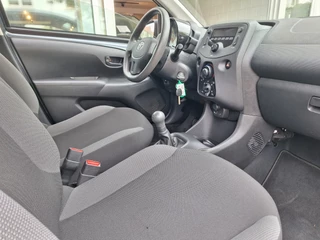 Toyota Aygo Toyota Aygo 1.0 VVT-i X-Fun 5Drs /Airco/Led/Garantie - afbeelding nr 14