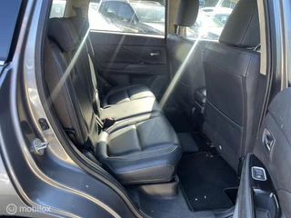 Mitsubishi Outlander Mitsubishi Outlander 2.0 PHEV instyle+Dealer onderhouden - afbeelding nr 23