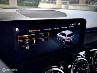 Mercedes-Benz GLB Mercedes GLB 200 4MATIC AMG Line | Pano | Sfeer | CarPlay - afbeelding nr 33