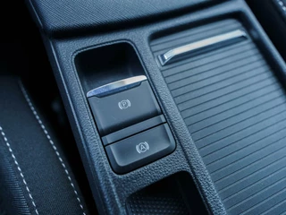 Škoda Octavia Skoda Octavia Combi 1.4 TSI iV PHEV 204pk Business Edition | Navigatie | Full LED | Trekhaak - afbeelding nr 29