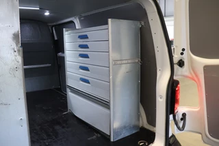 Volkswagen Transporter - Airco - Navi - Cruise - €15.900,- Excl. - afbeelding nr 21