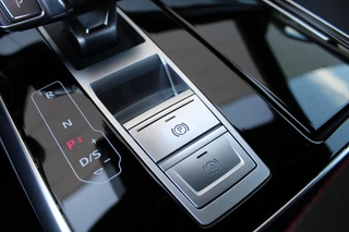 Audi Q8 Audi Q8 60 TFSI e quattro Pro Line S Competition | Panoramadak | Massage | 23'' | Vierwielbesturing | Trekhaak | Koeling | OLED - afbeelding nr 28