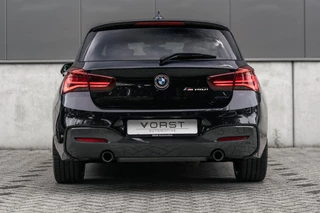 BMW 1 Serie BMW 1-serie M140i xDrive Harman Kardon Dak Leer - afbeelding nr 5