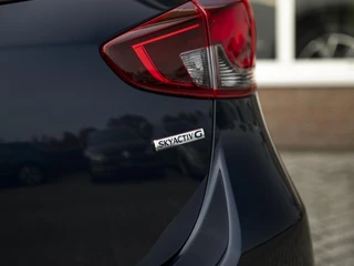 Mazda 2 Mazda 2 1.5 SA-G 90pk Aut. Homura | Camera | Apple Carplay/Android Auto | Stoel- en stuurverwarming | Climate Control | Blind Spot | Donker glas achter - afbeelding nr 40