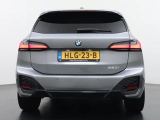 BMW 2 Serie BMW 2-serie Active Tourer 220i M-Sport HARMAN KARDON AUDIO| PANO |360 CAMERA | MEMORY SEAT - afbeelding nr 6