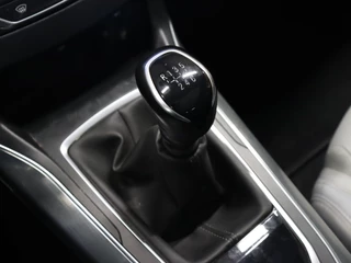 Peugeot 308 Peugeot 308 SW 1.2 PureTech Blue Lease Premium [CARPLAY, CRUISE CONTROL, DENON AUDIO INSTALLATIE, TREKHAAK, CAMERA, PDC V+A, NAVIGATIE, NIEUWSTAAT] - afbeelding nr 14