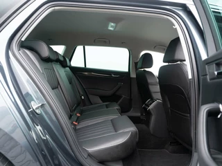 Škoda Superb Skoda Superb Combi 1.4 TSI iV 218pk Laurin & Klement | Leder | Travel Assist | 360 Camera | Stoelventilatie - afbeelding nr 48