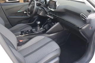 Peugeot 208 Peugeot 208 1.2 PureTech Allure Pack Adap-Cruise I Carplay I Camera - afbeelding nr 4