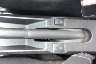 Suzuki Ignis Suzuki Ignis 1.2 Style AllGrip (4x4) 5-deurs Smart Hybrid Navigatie/Cruise - afbeelding nr 27