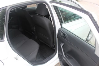 Volkswagen Polo Volkswagen Polo 1.0 TSI COMFORTLINE BUSINESS - afbeelding nr 24