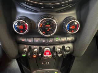 MINI Cooper MINI Cooper John Works 2.0 JCW 230pk Panodak Kuipstoelen Clima Navi Cruise Incl 12Mnd Garantie - afbeelding nr 22