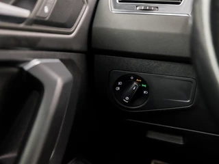 Volkswagen Tiguan Allspace Volkswagen Tiguan Allspace 1.5 TSI R-Line Sport 7 Persoons 150Pk Automaat (PANORAMADAK, VIRTUAL COCKPIT, APPLE CARPLAY, GROOT NAVI, CAMERA, SPORTSTOELEN, ZWART HEMEL, ADAPTIVE CRUISE, LED KOPLAMPEN, KEYLESS, NIEUWE APK, NIEUWSTAAT) - afbeelding nr 28