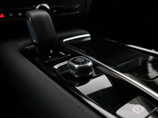 Volvo V60 Volvo V60 T6 PLUG-IN HYBRID ESSENTIAL EDITION 19INCH GETINT GLAS STOELVERW - afbeelding nr 19