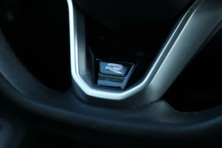 Volkswagen Tiguan Volkswagen Tiguan 1.5 TSI / 2x R-Line / Black Style / Virtual Cockpit / Camera / Matrix LED / Trekhaak / 20
