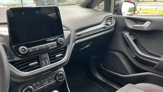 Ford Fiesta Ford Fiesta 1.0 EcoB. ST-Line | Navi | Cruise | Stoelverwarming - afbeelding nr 17