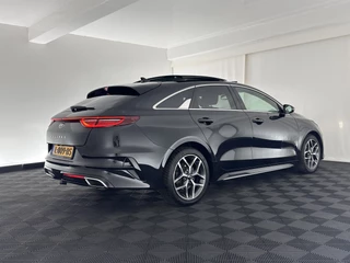 Kia ProCeed Kia ProCeed 1.5 T-GDi MHEV GT-Line Edition Aut. *PANO | SPORT-SEATS | NAVI-FULLMAP | CAMERA | ECC | PDC | CRUISE | 17''ALU* - afbeelding nr 6